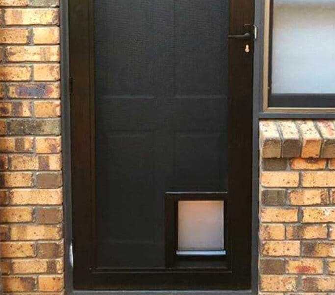 Screen & Roll 6 Pet Doors